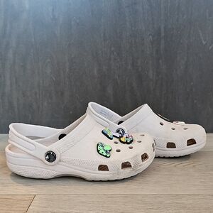 Crocs Unisex Classic Clogs With Mushroom Jibitz, W Size 4, M Size 2